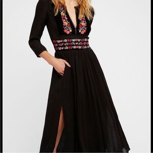 FREE PEOPLE Boho Floral Embroidered Dress with Pockets S | EUC